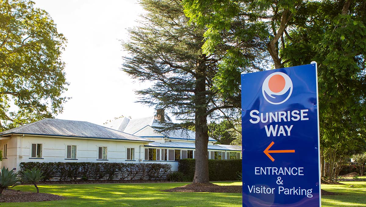 Sunrise Way sign